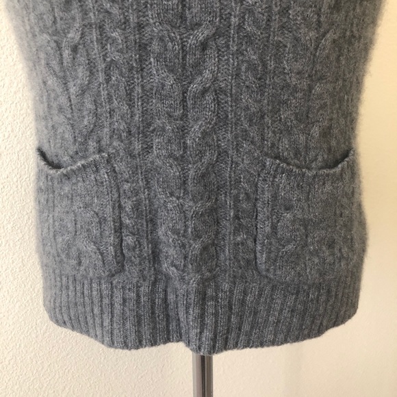 Saks Fifth Avenue 100% Cashmere Sleeveless Sweater - Picture 2 of 8